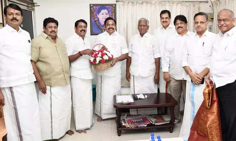 எடப்பாடியுடன் நயினார் சந்திப்பு பா.ஜ.க.வுக்கு எத்தனை தொகுதிகள்?